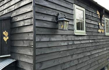 Mountbatten Shepherds hut & Buckhurst Shepherds hut - Photo 60