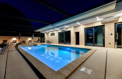 CROWONDER Apartments & Rooms OAZA with heated Swimming Pool and Sauna - Photo 21