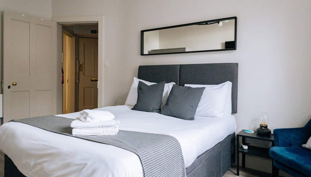 Chic 1BD Flat - W/views of Edinburgh Castle! - Foto 2, Habitación