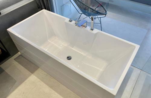 Appartement neuf climatisé - vue mer Saint-Tropez - 50m plage et port - piscine - Foto 13