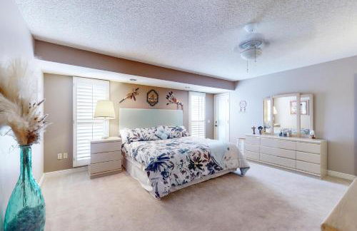 Long-Term Stay in Sun City! Lovely Home with Patio - Foto 16