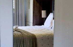 Apto no centro de Maringa com garagem - Foto 16