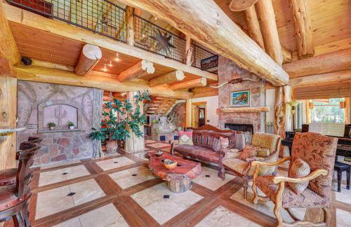 Scenic Payson Cabin! Fireplace and Wraparound Patio - Foto 4