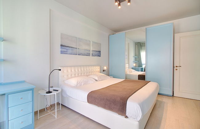 The Rooms Apartments Tirana - Foto 49