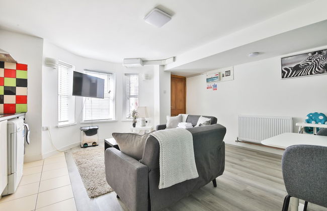 2 Bed Apartment Near Cardiff Bay - Foto 16