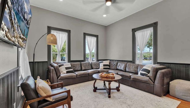 Walk to Schlitterbahn With Firepit - Foto 2, Imagen principal