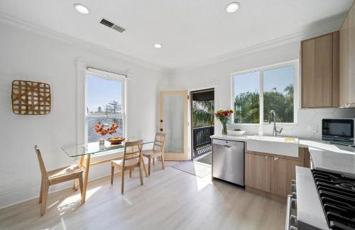 Beautiful Top Floor Getaway in Beach Town - Foto 31