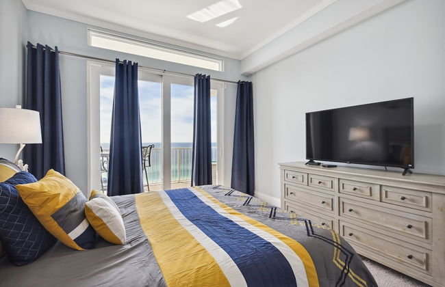 Laketown Wharf by Book That Condo - Foto 53