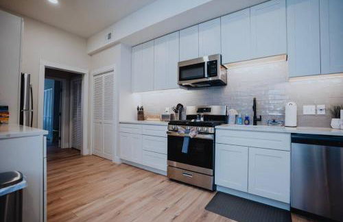 Mardi Gras Hideaway Cozy 2BR in Soulard - Foto 22