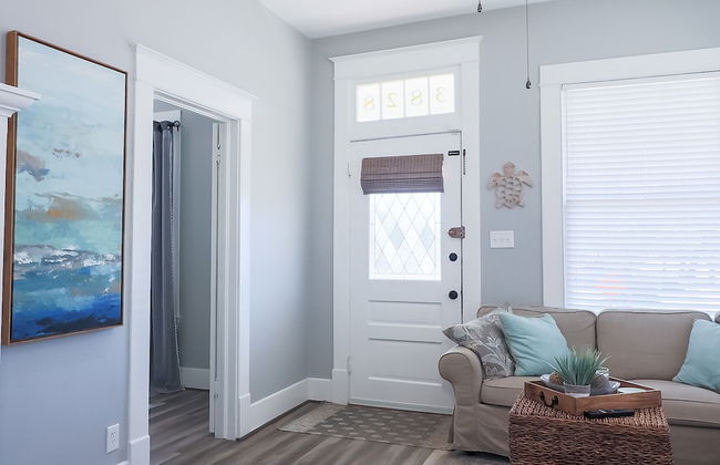 Vibrant Bungalow 2 Minutes to the Beach - Foto 12