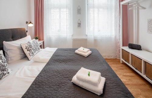 Goethe Palais Suite Charlotte 4P l Lift I ParkplatzI Zentrum I Helios - Photo 7