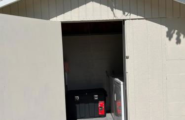 Cheerful 7 Bdrm Home with Private Pool One Block from Beach - Foto 30