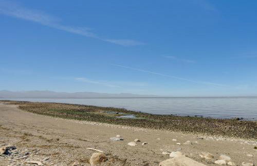 Stunning Home in Coupeville with Deck and Beach Access - Foto 31