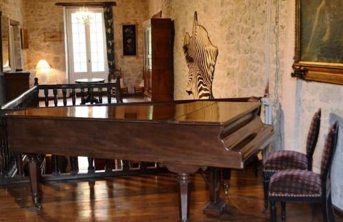 Grande maison en pierre de taille avec piscine, sauna et jacuzzi - Foto 18