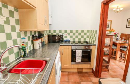 Beachcombers - Photo 11