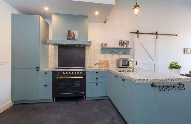 Family House With an Ideal Location, Private Terrace, Garden and Sauna - Foto 29