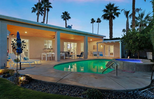 The Palms- Pool Jacuzzi and Pet Friendly - Photo 76