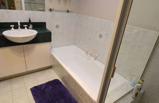 Comfortable 2 Bedroom With Serene Garden - Foto 11