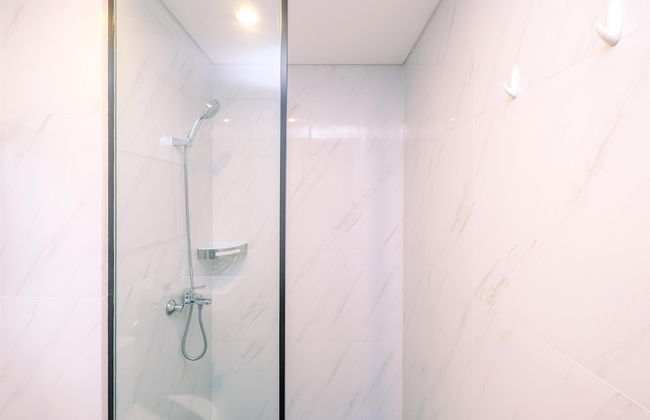 Best Homey And Nice 1Br At Ciputra World 2 Apartment - Foto 14