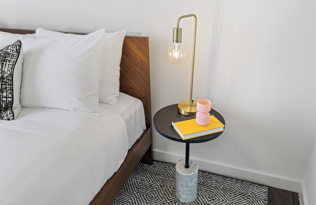 Placemakr Marymount Ballston - Photo 41
