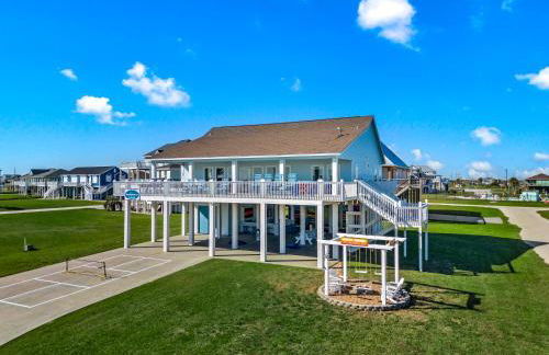 Seaside Sunrise Luxury Beachfront, Hot Tub, Firepit, Elevator - Foto 15