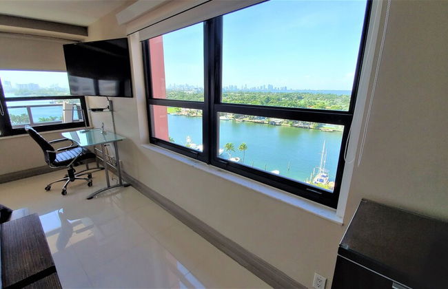 Alexander 1421 3 Bedroom Apts by RedAwning - Foto 9