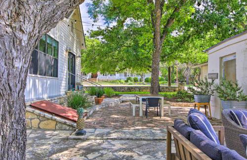 Beautiful Hill Country Cottage - Walk to Downtown! - Foto 38