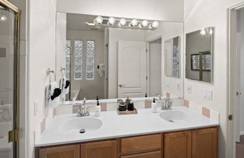 Brewer Road Private Hot Tub Stunning Red Rock Views Modern Southwestern Charm - Foto 24