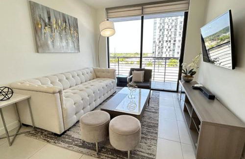 Resort Style Luxury Living in Doral, Miami - Foto 27