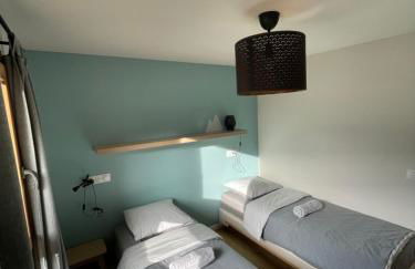 3 chambres, calme, vue imprenable, refait à neuf - Photo 4