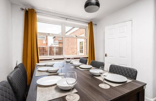 Comfy 3BR Home - Pool Table - Games - Sleeps 8 - Foto 31