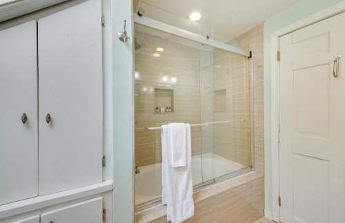 Searsport Paradise with Private Pool and Patio! - Foto 16