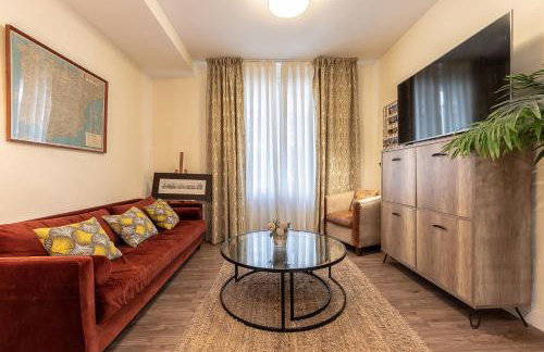Prime Location Bilbao | 4BR, 2BA & Parking - Foto 2