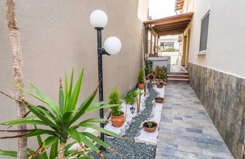 Chrispa's House Beachfront Bliss & Stunning Views - Foto 42