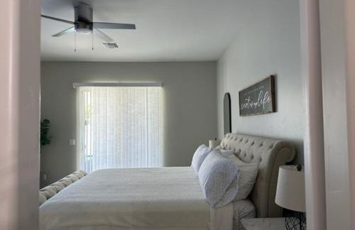 Beautiful New construction home - New Pool & Spa! - Foto 47