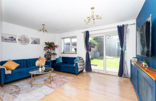 Homely Hornchurch - 5 Bed House - Foto 4