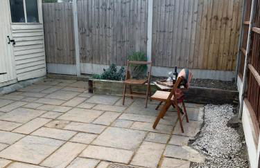 Homely flat just off Leigh Broadway - Foto 10