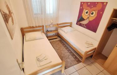 Sunny Bi-Pi Apartment - Photo 7