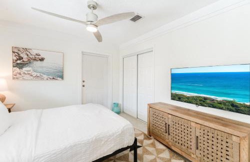 Aureum Stay Beachside Two Bedroom with Pool near Boca Beach - Foto 29