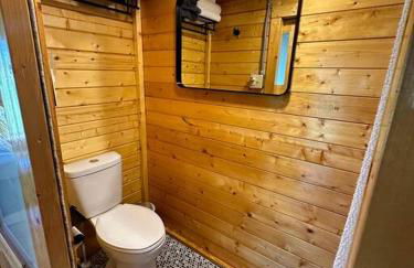 Tranquil Modern Farm Cabin - Foto 41