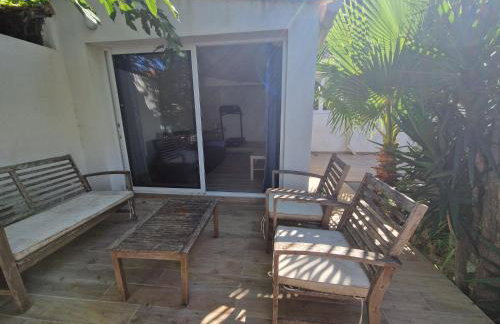 Massilia Shelter - Photo 7