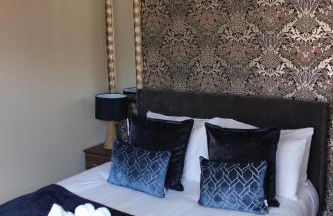 York Place Beautiful Apartment 5 Bedrooms Sleeps 9 - Foto 34