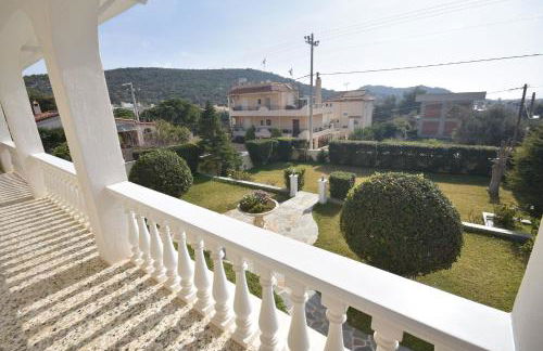 VillaVita Modern 3BR,Garden & BBQ, Walk to Beach - Foto 2