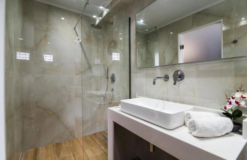 Yiannis Manos Hotel Resort - Foto 104