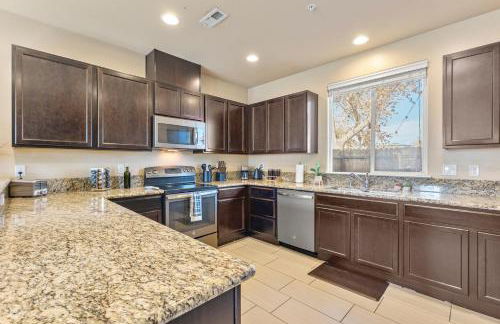 MidTown Hideaway Fire Pit and King Beds - Photo 17