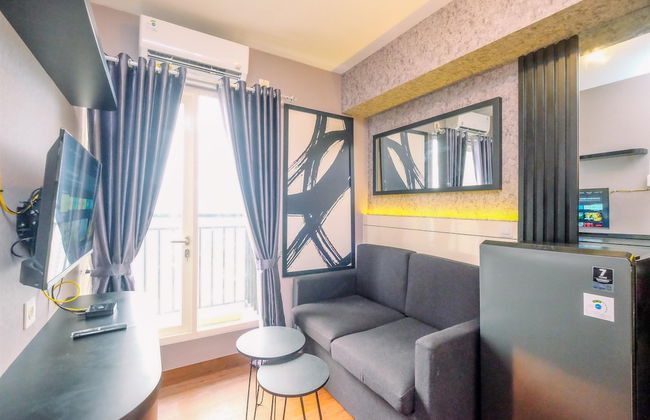 Modern Look 2BR at 28th Floor Podomoro Golf View Apartment - Photo 21