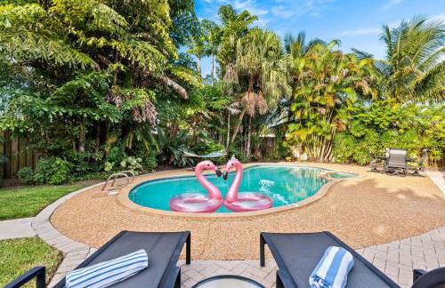 Solar Heated Pool Spa Tiki Hut Huge Backyard Hammock Retro Bikes - Foto 7