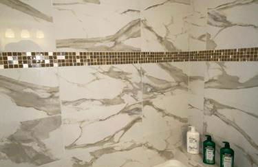 Modern 3-bedroom, big fence yard, Pets stay free - Foto 20