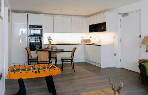 Stylish Seaside Stay - Spacious Ramsgate Apartment - New Build, Underfloor Heating, Perfect Location - Foto 7