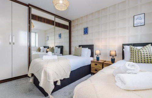 R&R - Modern Townhouse near Etihad & City Centre (5 Bedrooms, Free Parking) - Foto 3